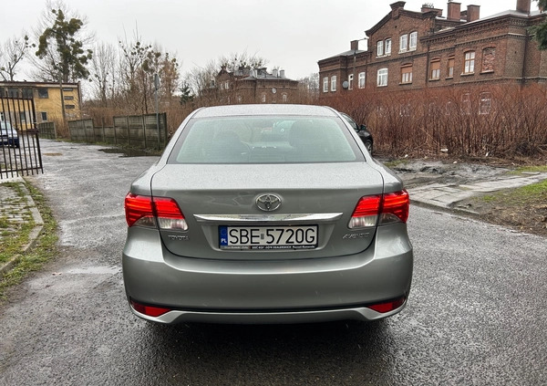 Toyota Avensis cena 36500 przebieg: 194000, rok produkcji 2013 z Będzin małe 781